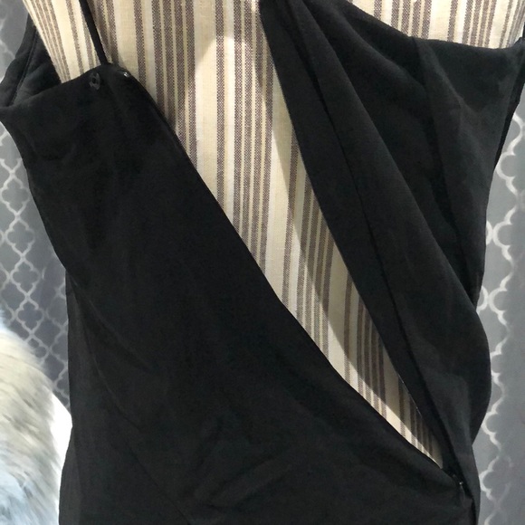 Spaghetti strap black dress - Picture 9 of 11